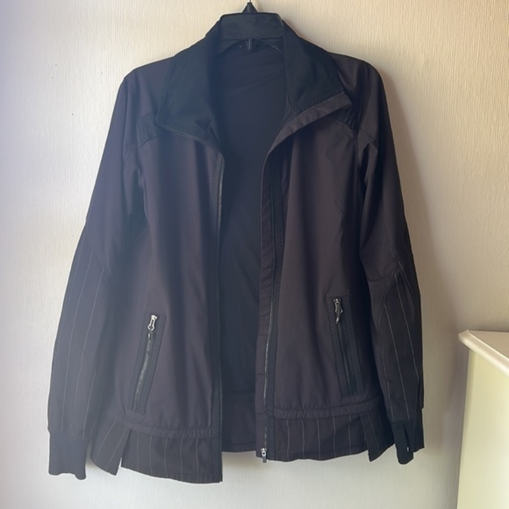 Lululemon Reflective Pinstripe Jacket Black Full Zip - Picture 1 of 8